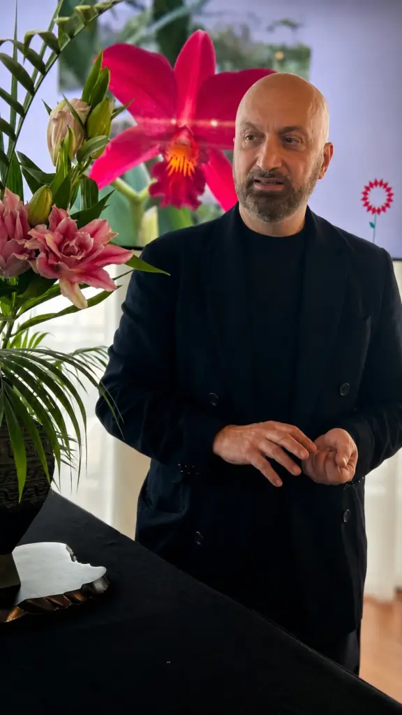 Marco Di Marco - corsi di ikebana a Bologna e all'estero